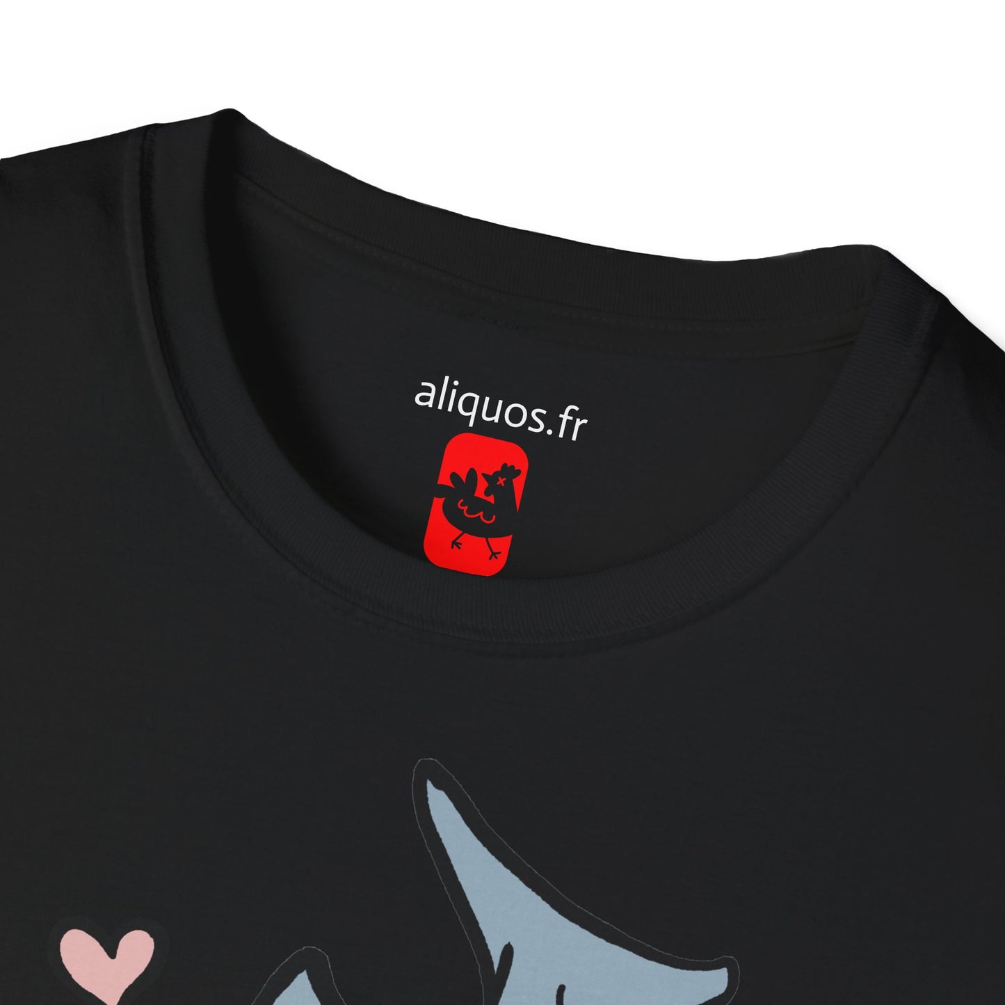 Unisex T-Shirt - Love Shark - Aliquos