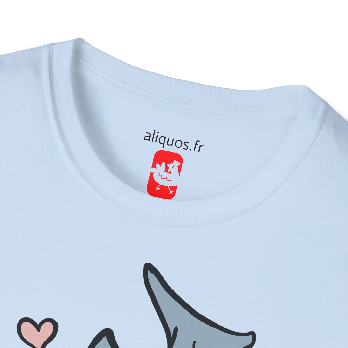 Unisex T-Shirt - Love Shark - Aliquos