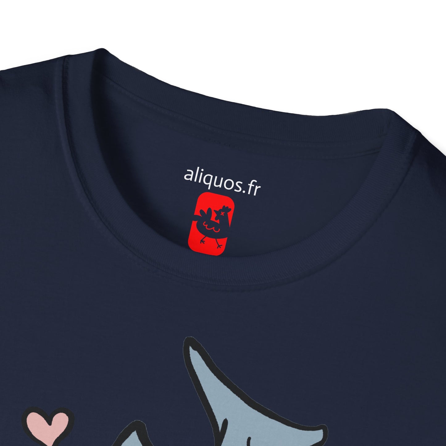 Unisex T-Shirt - Love Shark - Aliquos