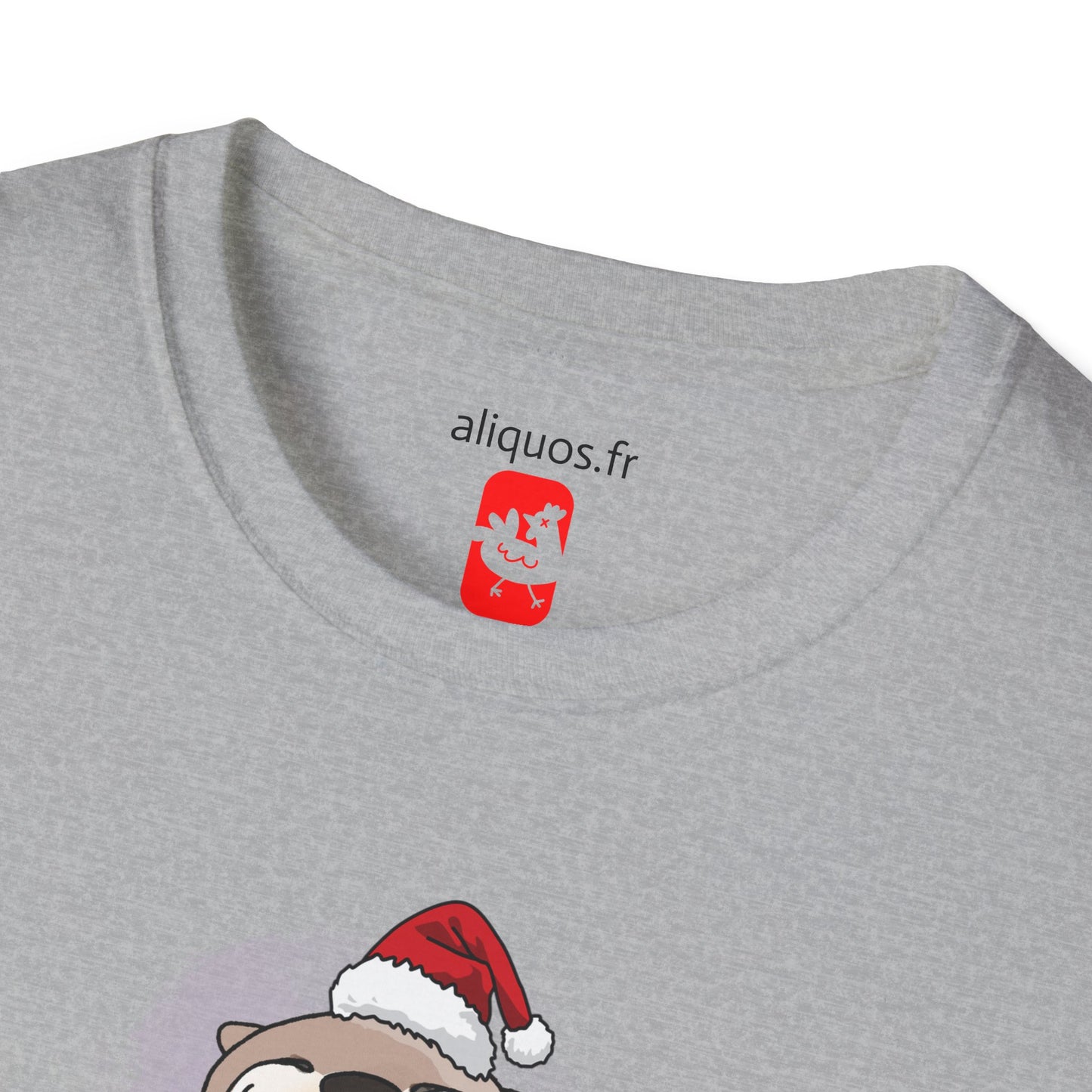 Unisex T-Shirt - Christmas Otter 2
