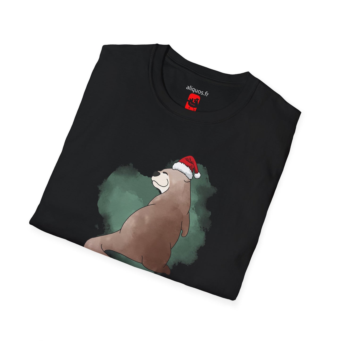 Unisex T-Shirt - Christmas Otter 15