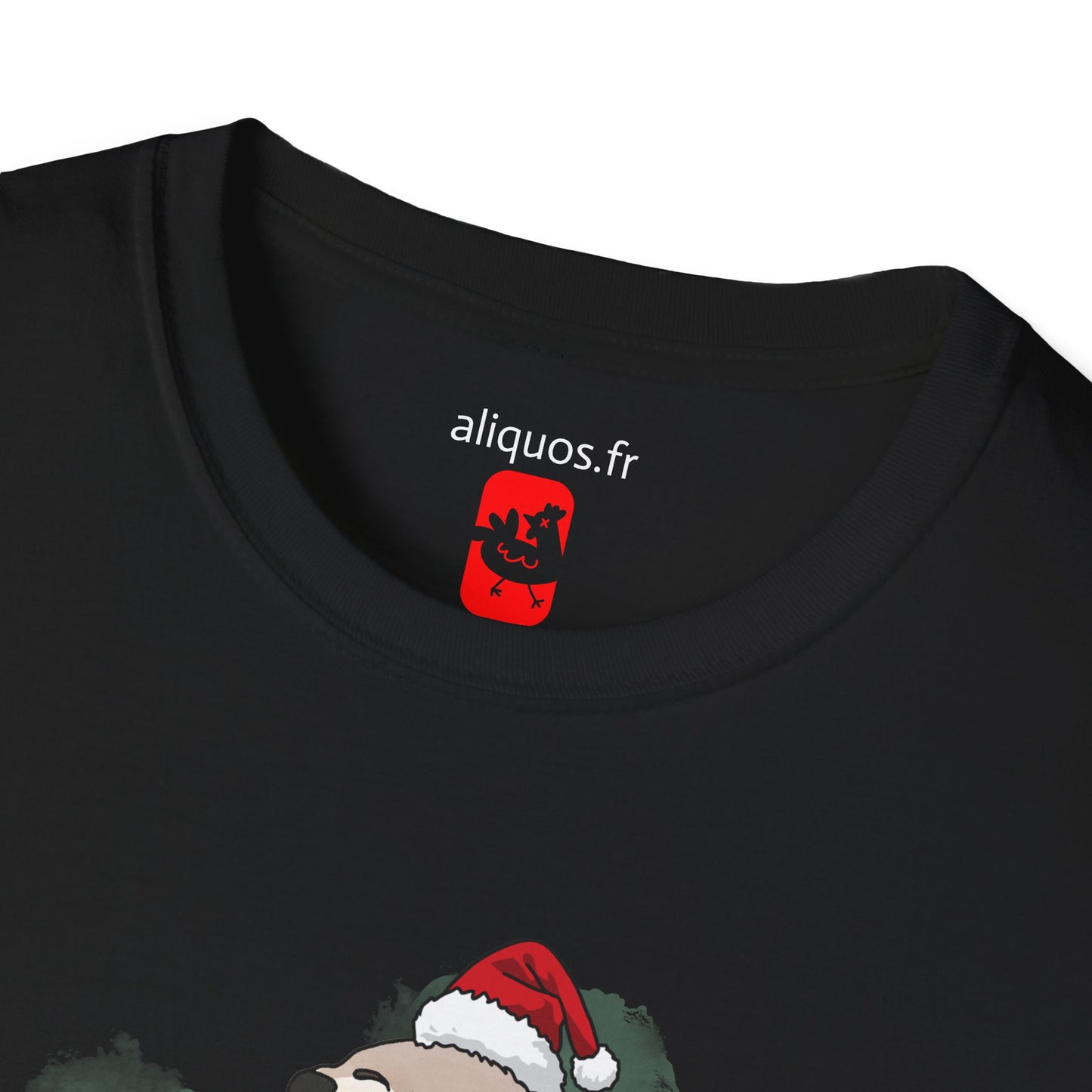Unisex T-Shirt - Christmas Otter 15
