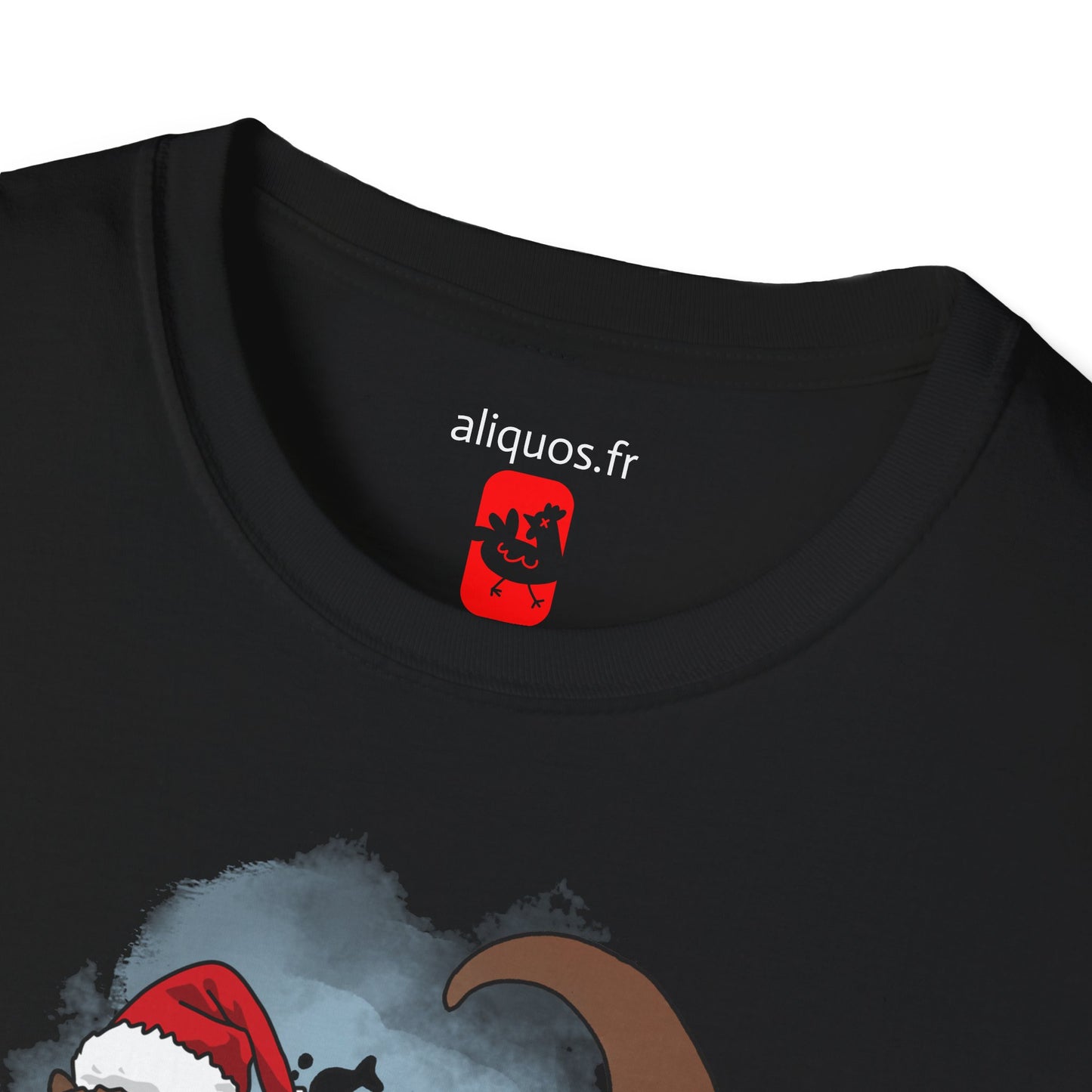 Unisex T-Shirt - Christmas Otter 1