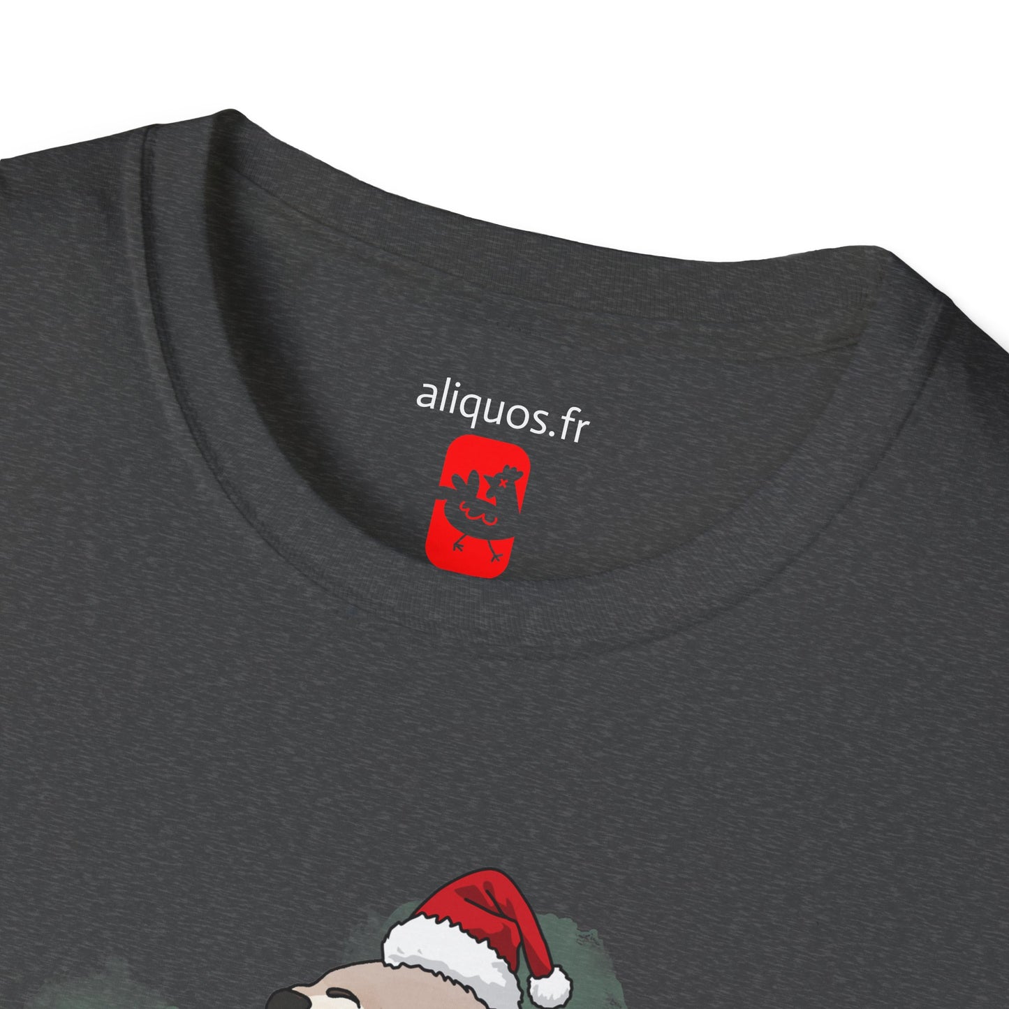 Unisex T-Shirt - Christmas Otter 15