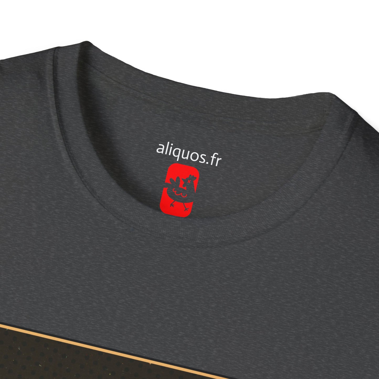 Unisex T-Shirt - 'Dogs won't ghost you' - ALIQUOS