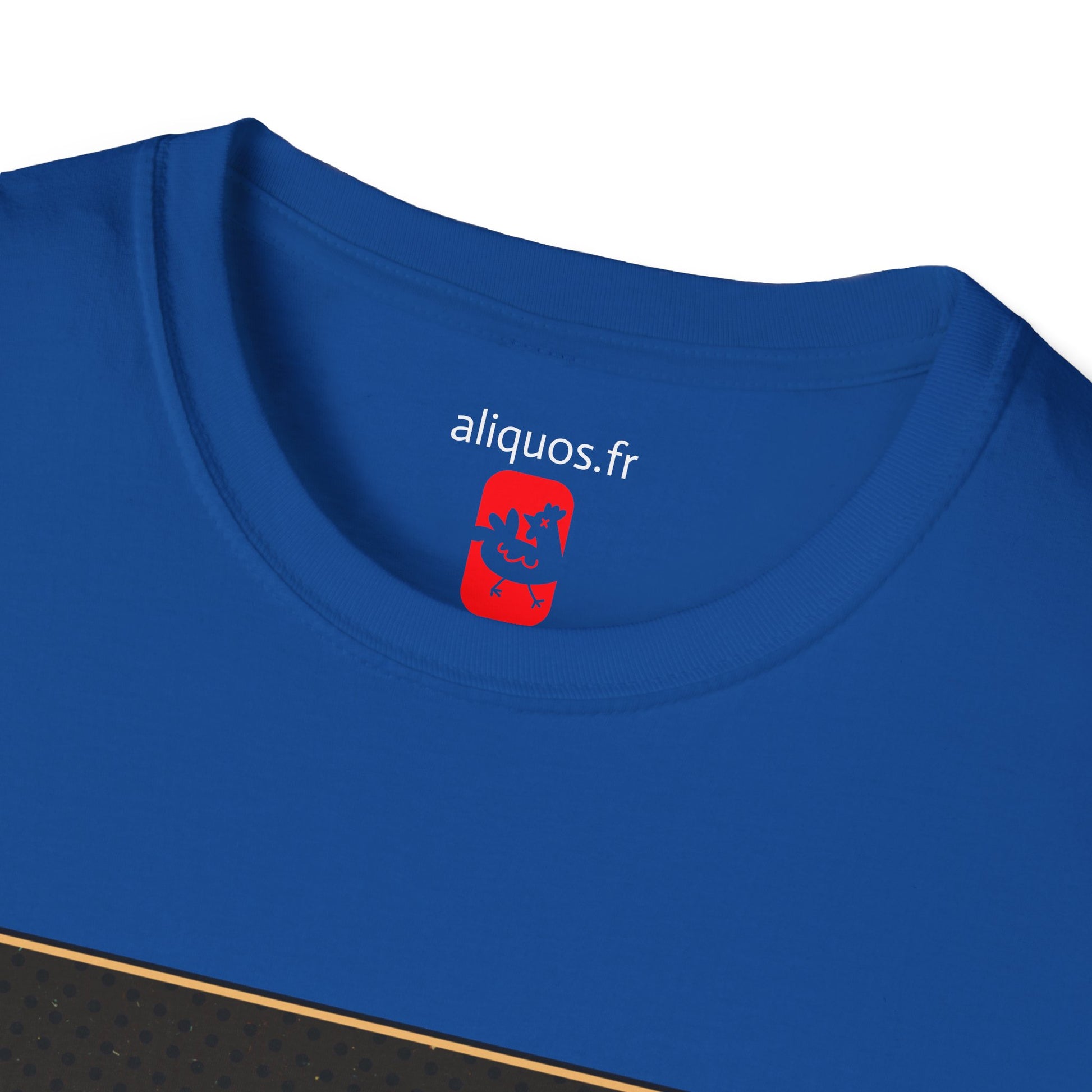 Unisex T-Shirt - 'Dogs won't ghost you' - ALIQUOS