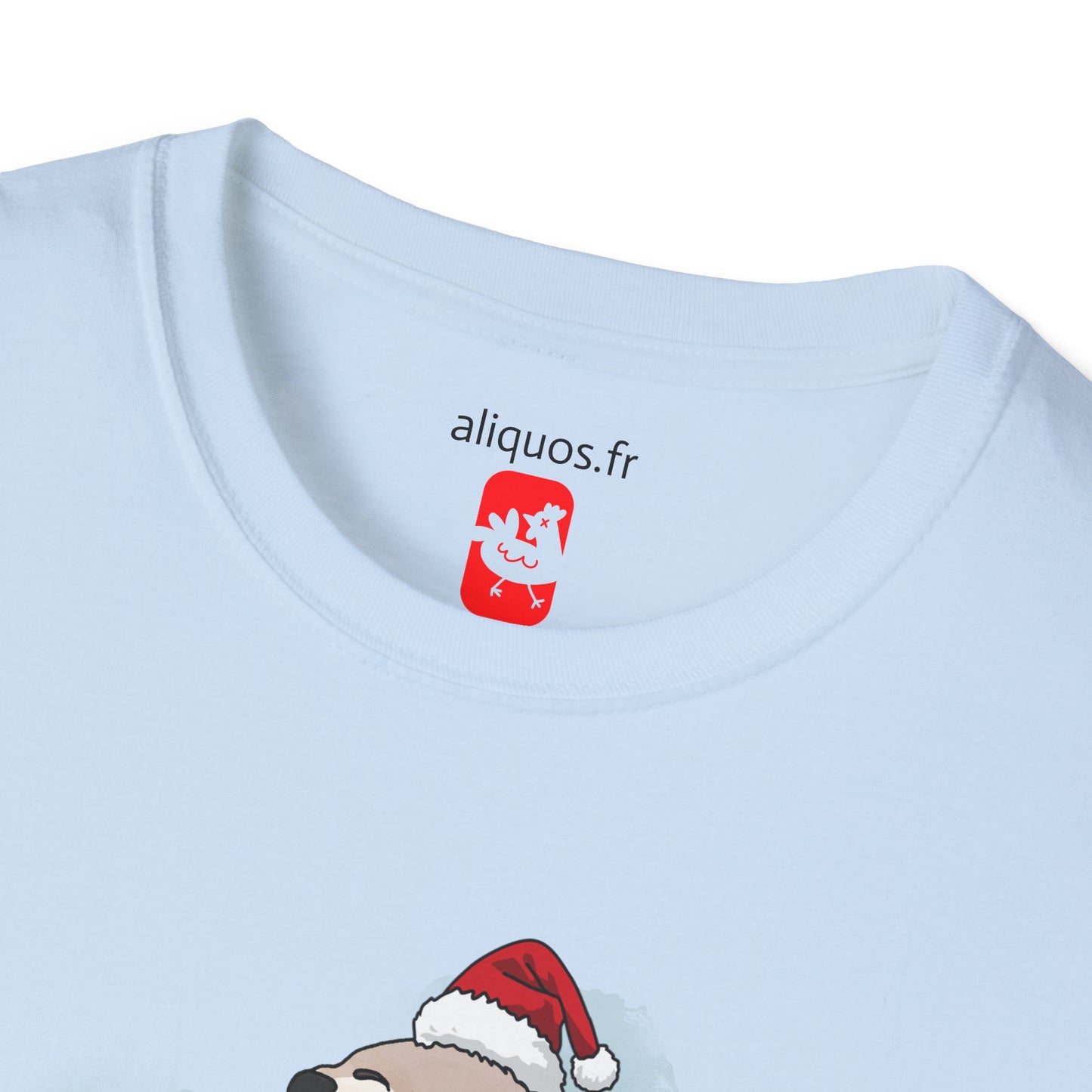 Unisex T-Shirt - Christmas Otter 15