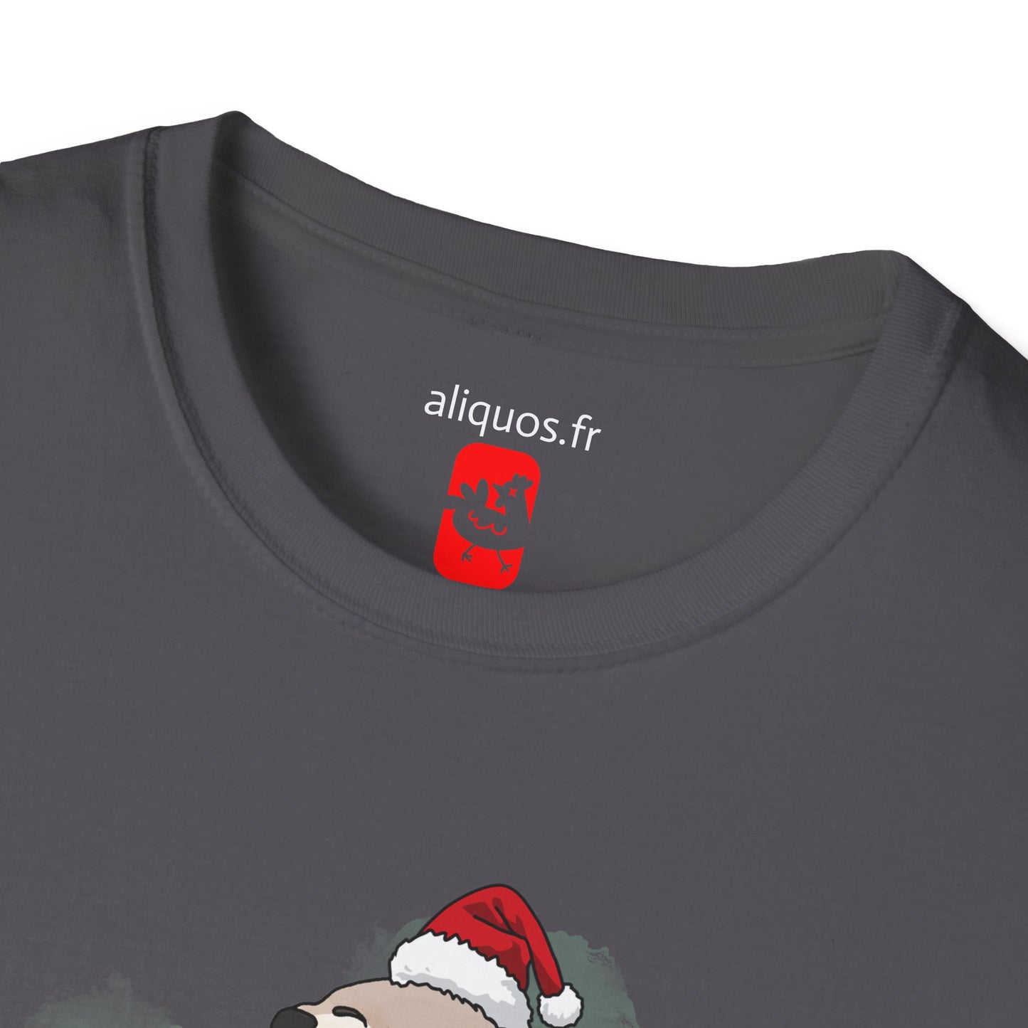 Unisex T-Shirt - Christmas Otter 15