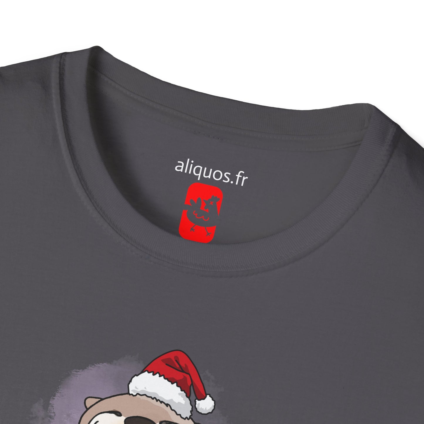 Unisex T-Shirt - Christmas Otter 2