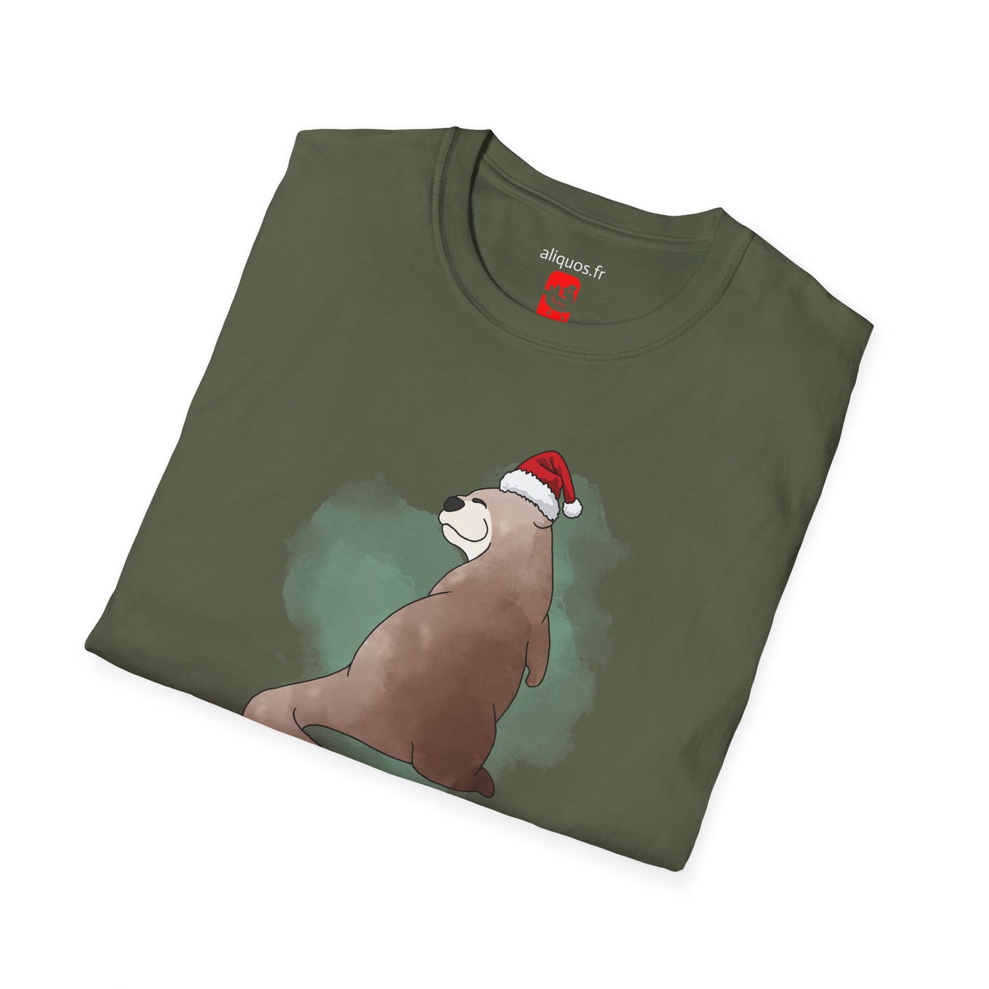 Unisex T-Shirt - Christmas Otter 15