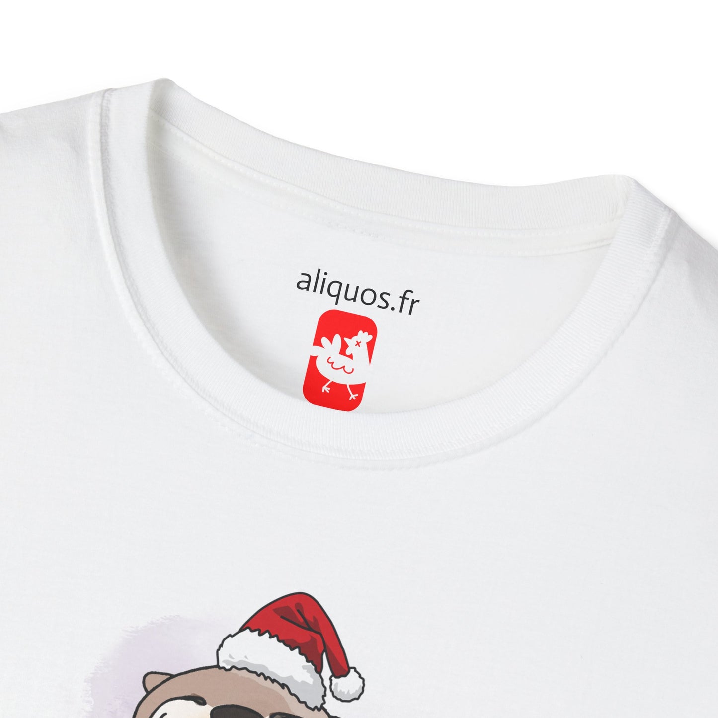 Unisex T-Shirt - Christmas Otter 2