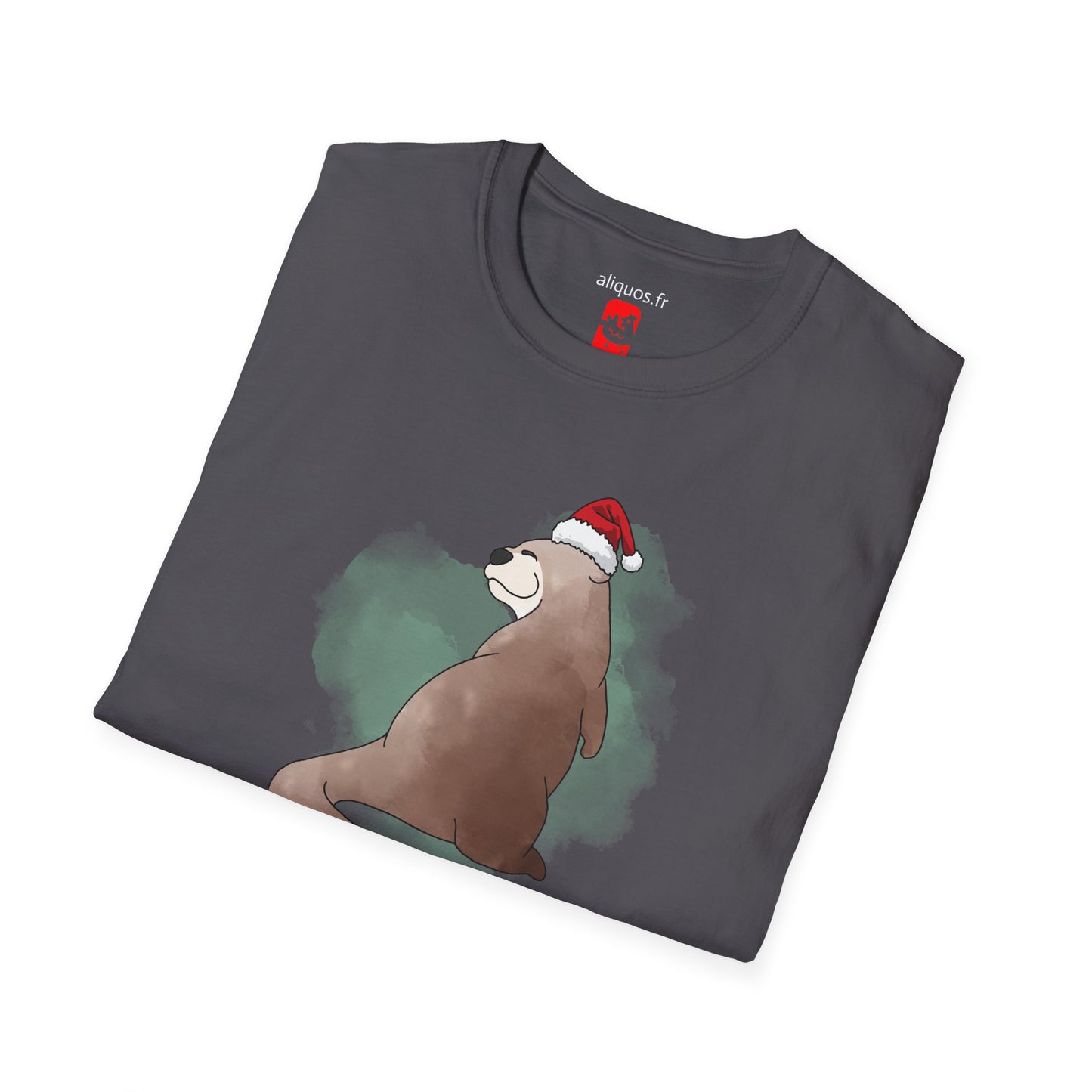 Unisex T-Shirt - Christmas Otter 15