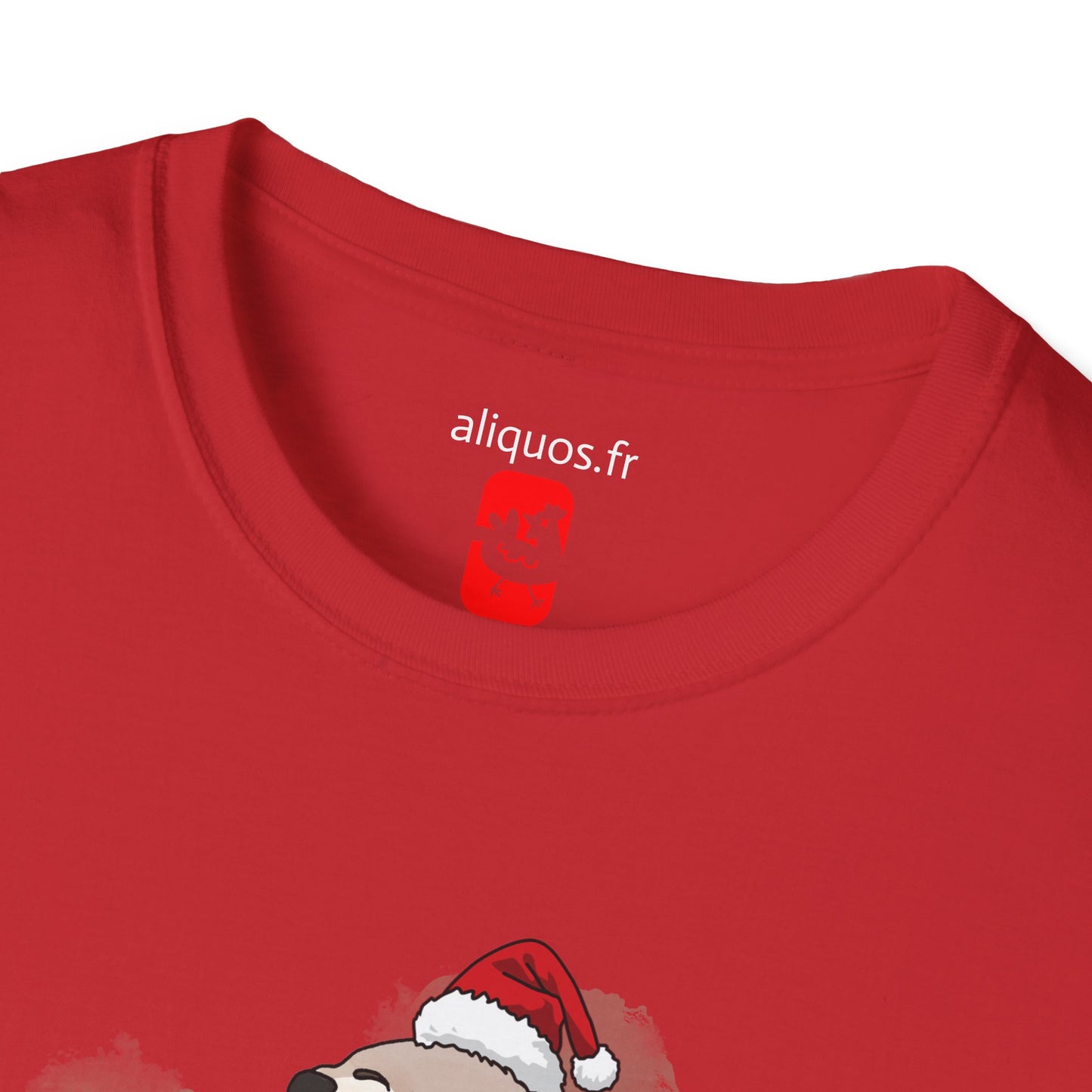 Unisex T-Shirt - Christmas Otter 15