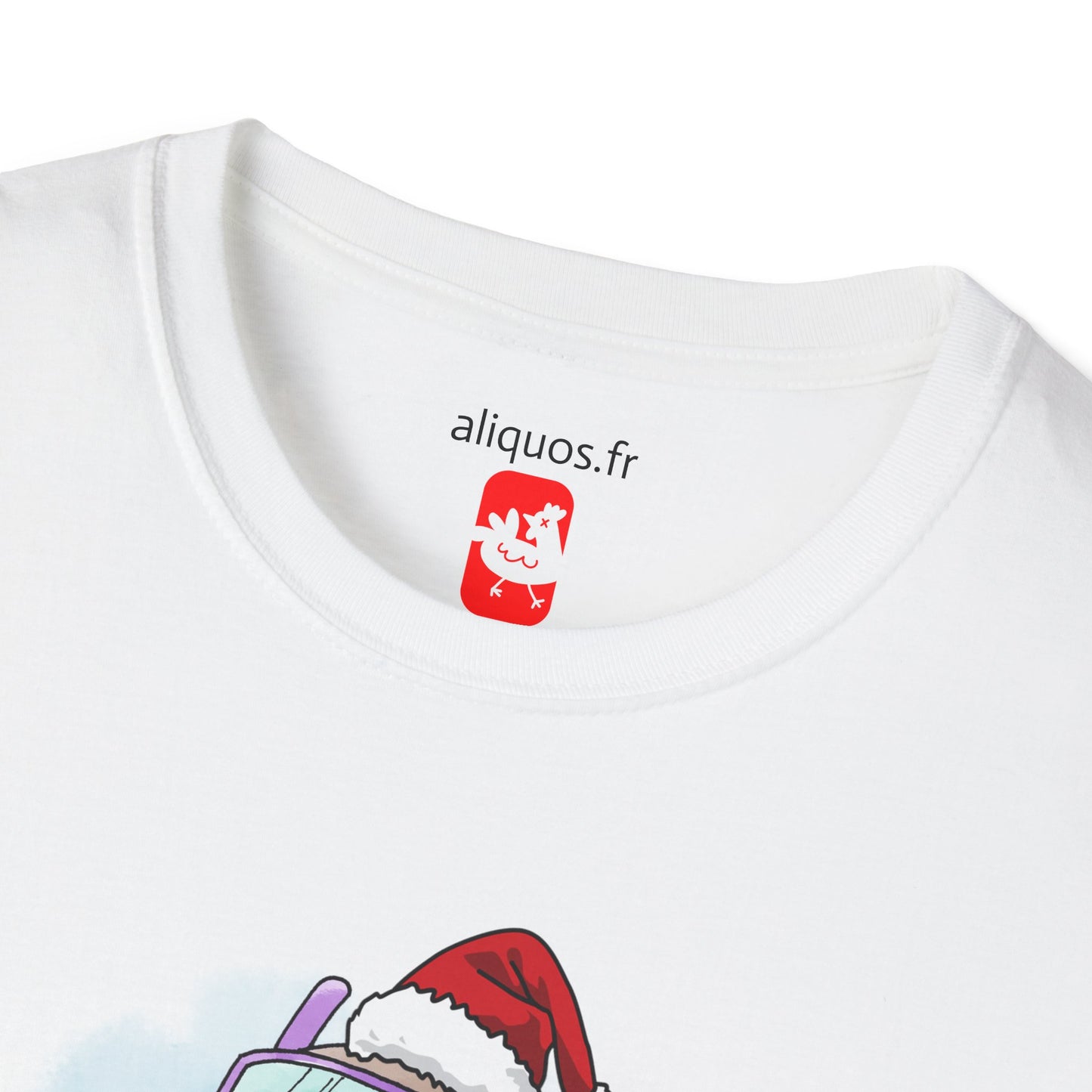 Unisex T-Shirt - Christmas Otter 4