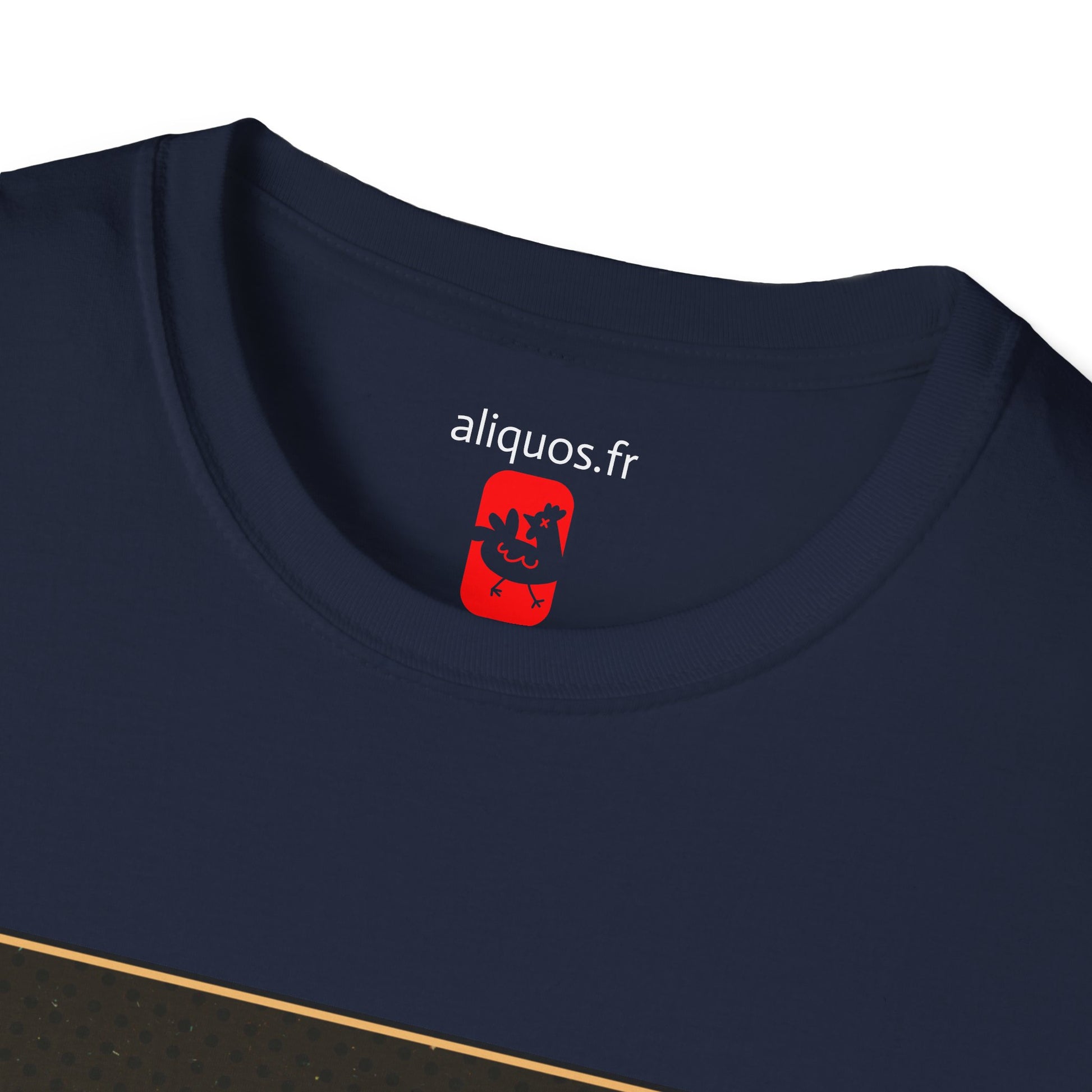 Unisex T-Shirt - 'Dogs won't ghost you' - ALIQUOS