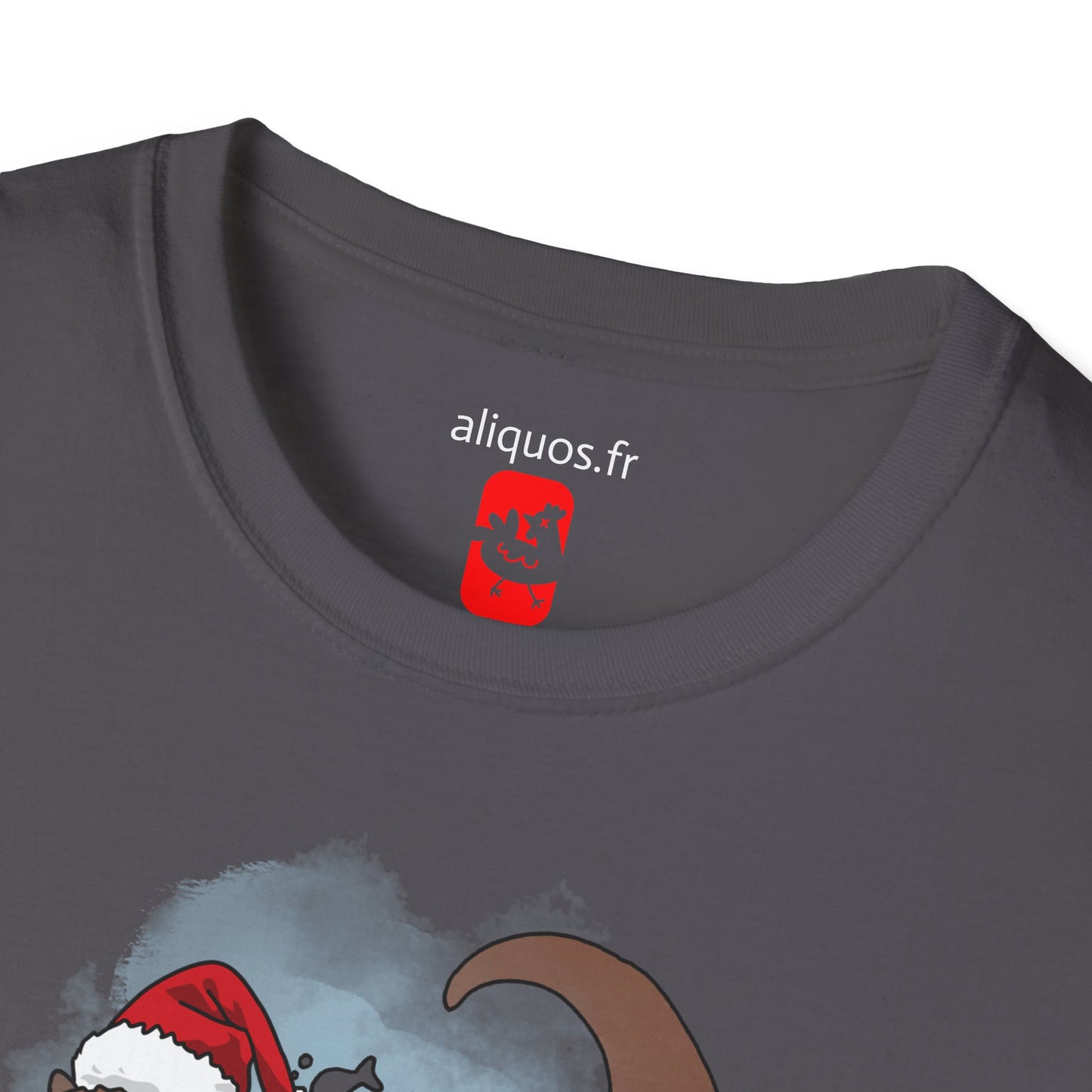 Unisex T-Shirt - Christmas Otter 1